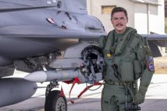 gripen-fab-002